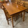 Conjunto de Mesa Verão 1,50m Tampo de Madeira com 6 Cadeiras Ripadas Mel