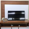 Painel para TV 70´ Madeira 3 Gavetas 1,78m Toronto Castanho/Laca Branca
