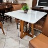 Conjunto de Mesa Quadrada 0,90x0,90m vidro off white com 4 Cadeiras Corino Elegance Mel