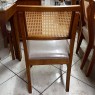 Conjunto de Mesa Londres Extensível 1,10-1,70m Vidro Fendi com 4 Cadeiras Palhinha Inglaterra