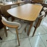 Conjunto de Mesa Milão 1,80m Tampo de Madeira com Metálico Dourado com 6 Cadeiras Axis Mel