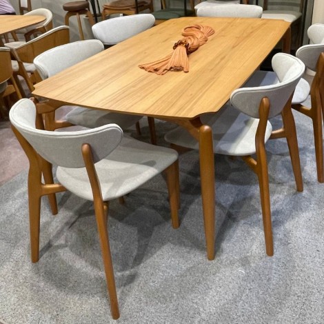 Conjunto de Mesa 1,80m Tampo de Madeira Vênus com 6 Cadeiras Amêndoa