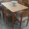 Conjunto de Mesa 1,20x0,80m Tampo Madeira Venezuela com 6 Cadeiras Instambul Mel