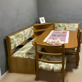 Canto Alem&atilde;o Pequeno Madeira New 1,20m com Ba&uacute; Fundo com 2 Cadeiras